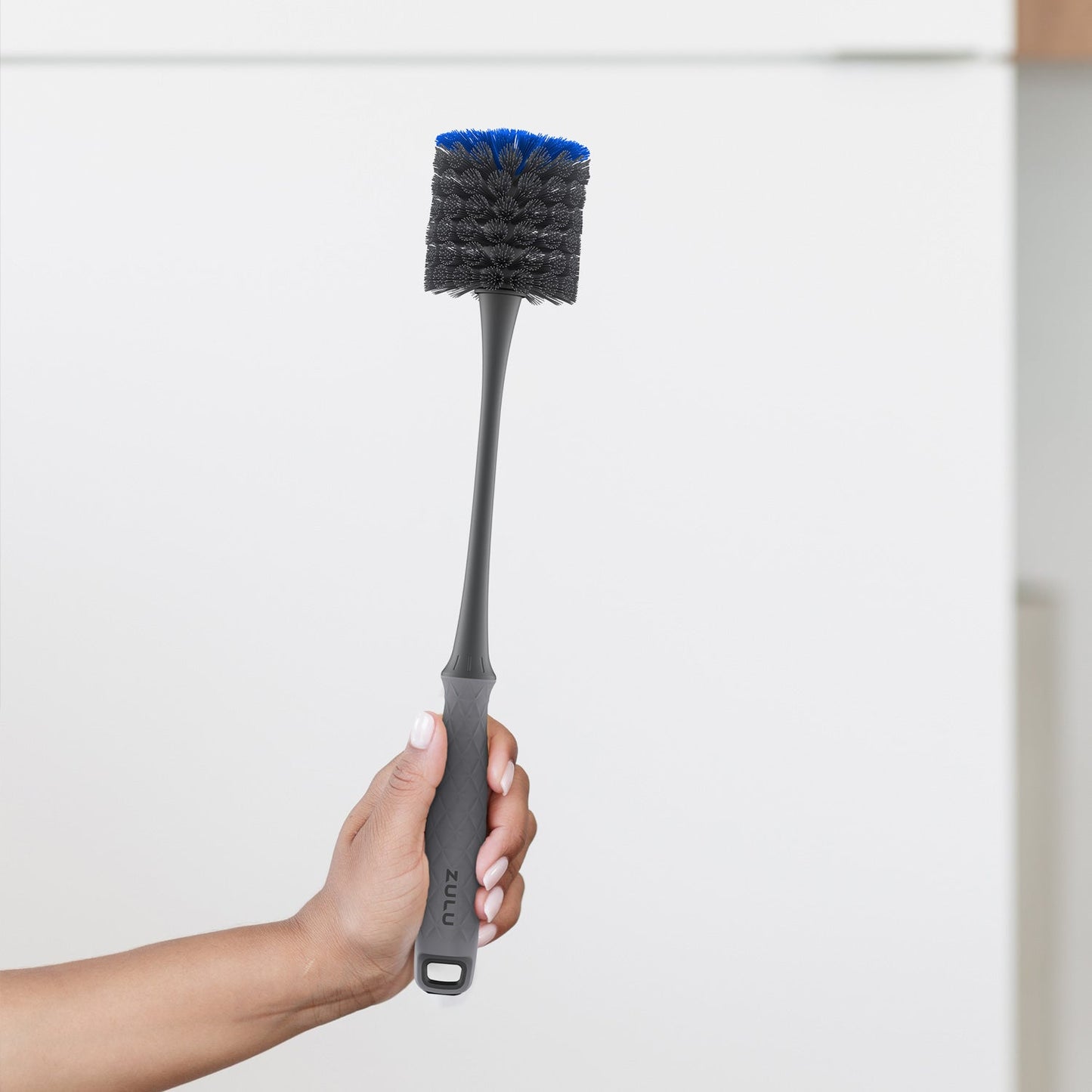 bottle-and-straw-cleaning-brush-set-q1 Zulu_Bottle_Brush_Holding.jpg